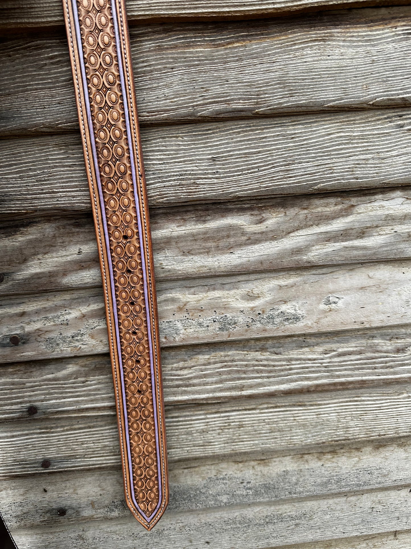 Geometric stamp belt